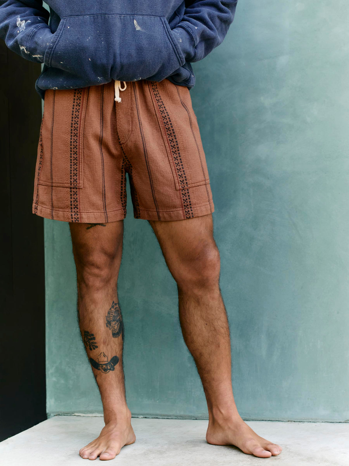 lagos lounge short in brown