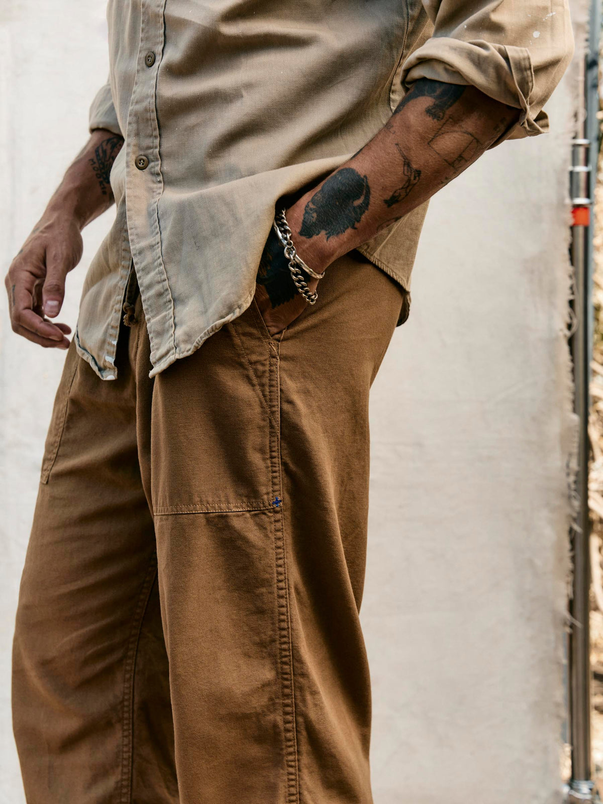 ventura chore pant in field tan