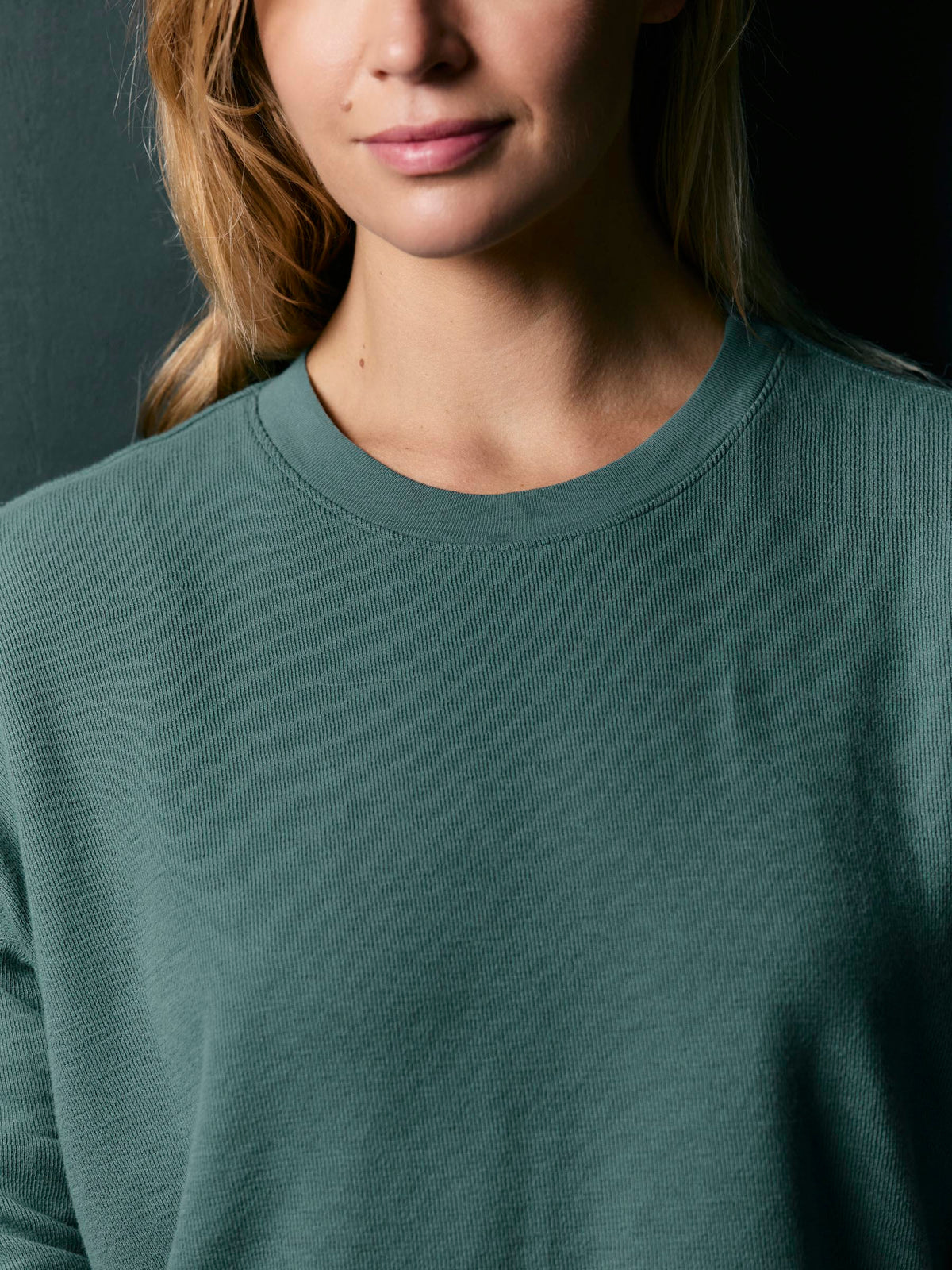 long sleeve midweight crew in spruce