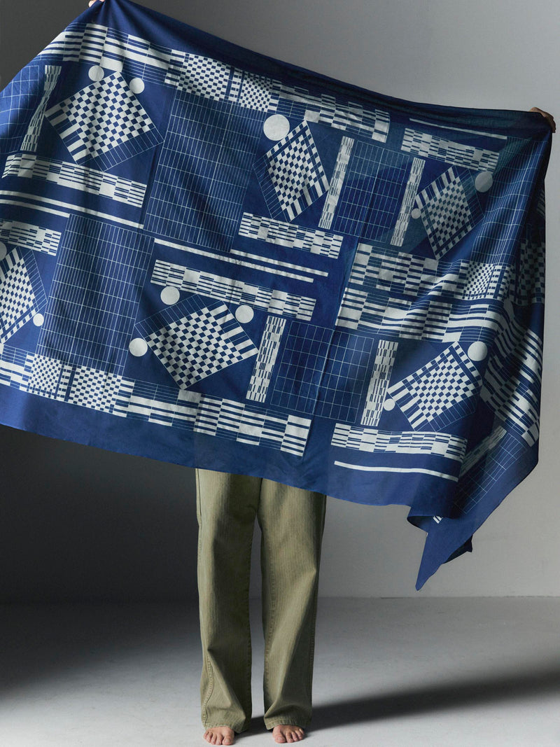 i+w x Three Looms indigo bandana scarf - Model