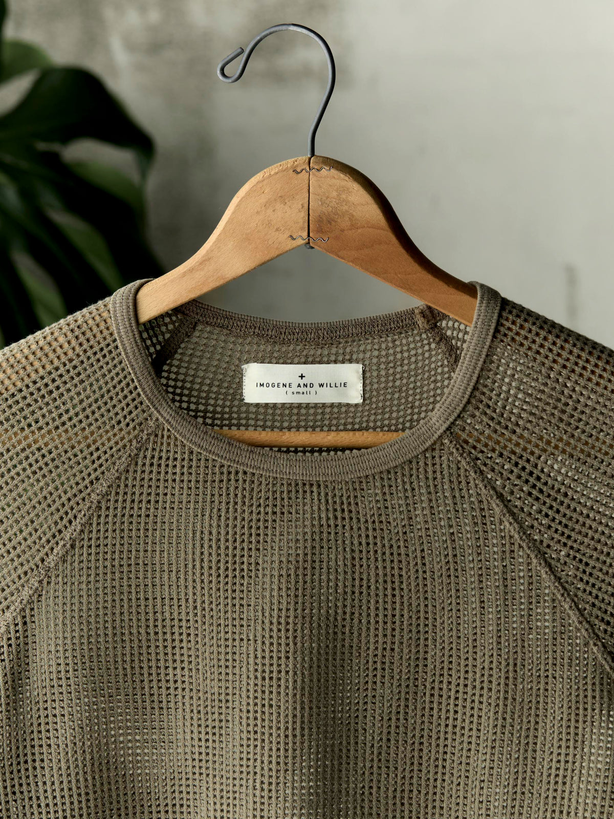 open weave raglan tee in olive