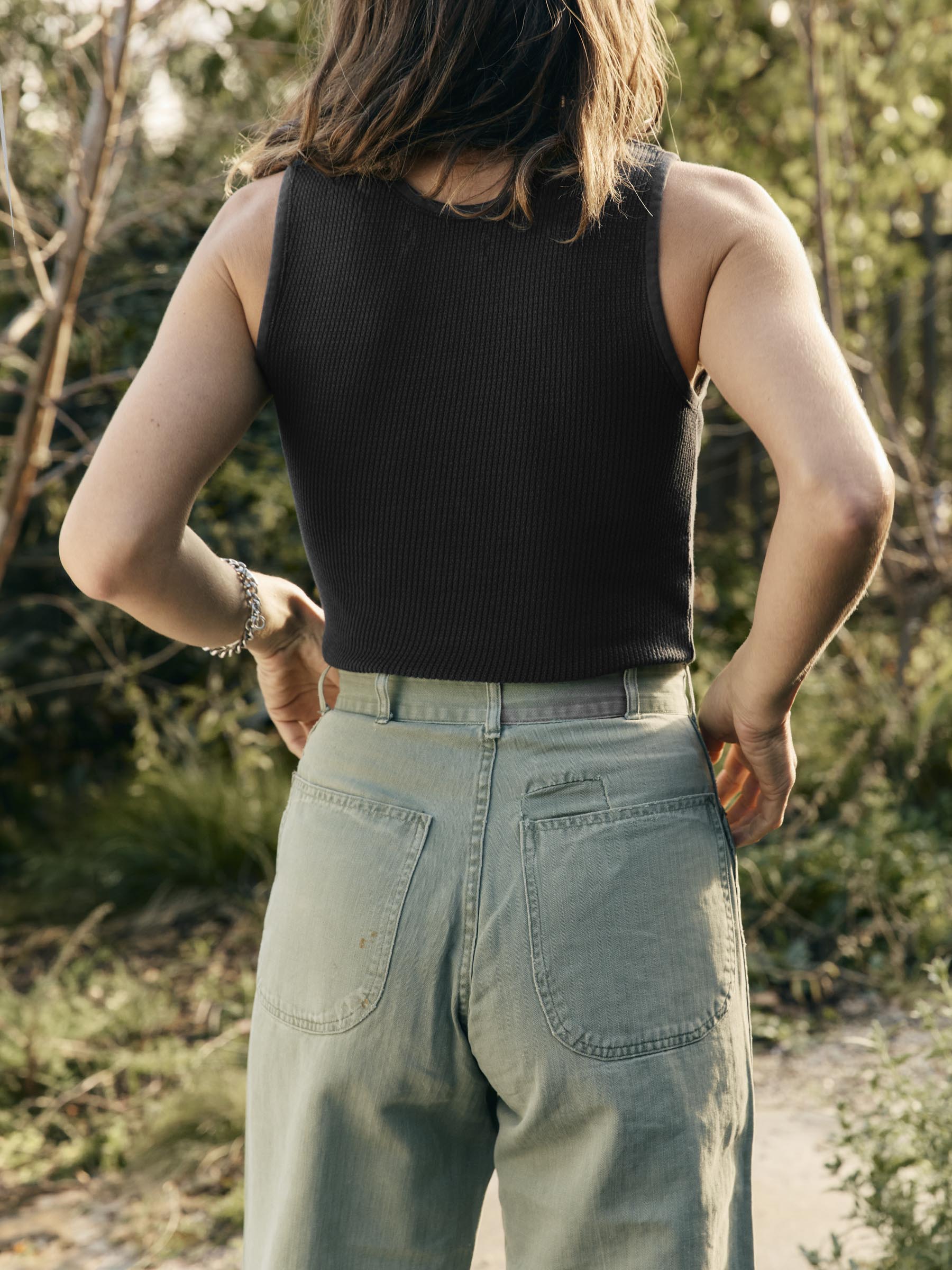 the vintage tank in open knit black – imogene + willie