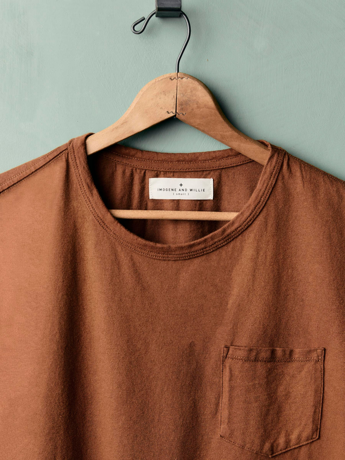 pocket tee in rust