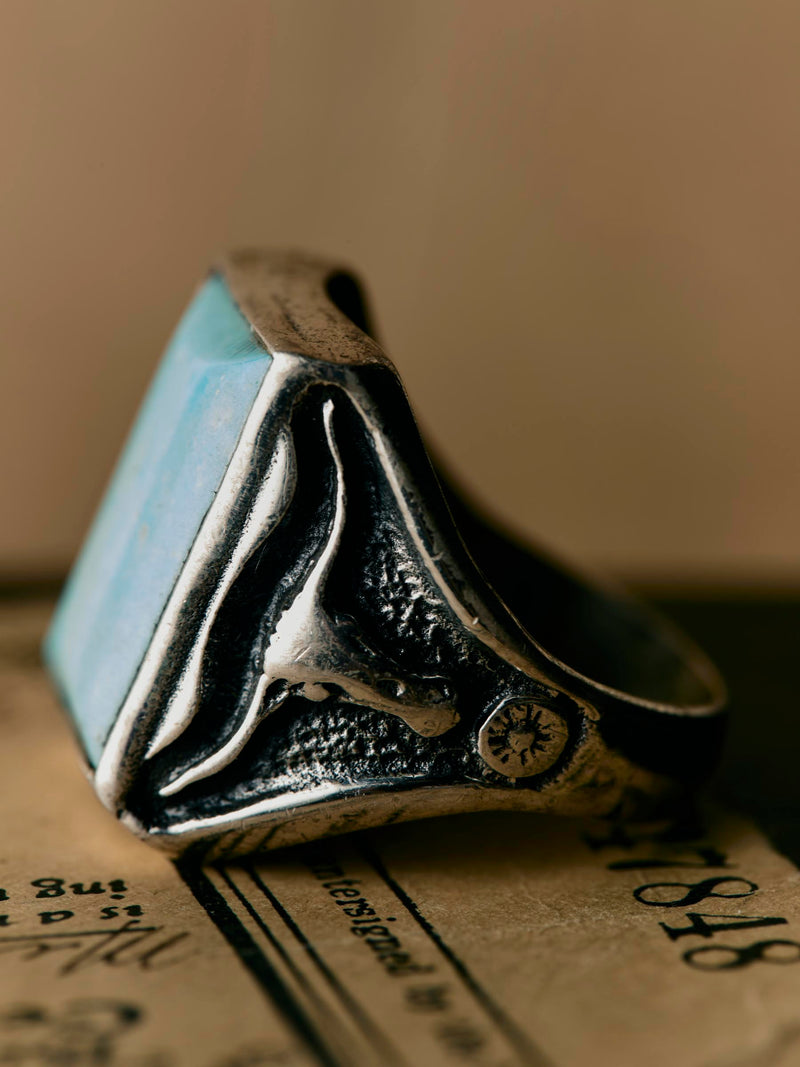 stunning trading post-era turquoise ring thunderbird shanks - Model