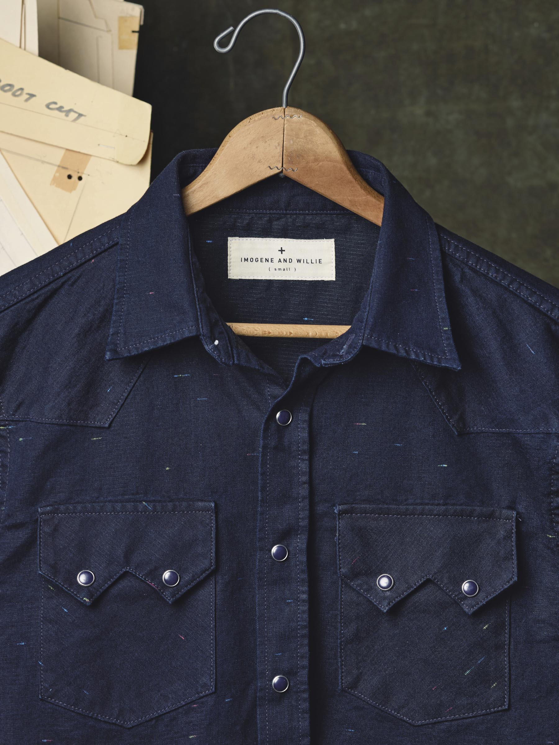 sawtooth pearl snap in reverse black indigo nep – imogene + willie