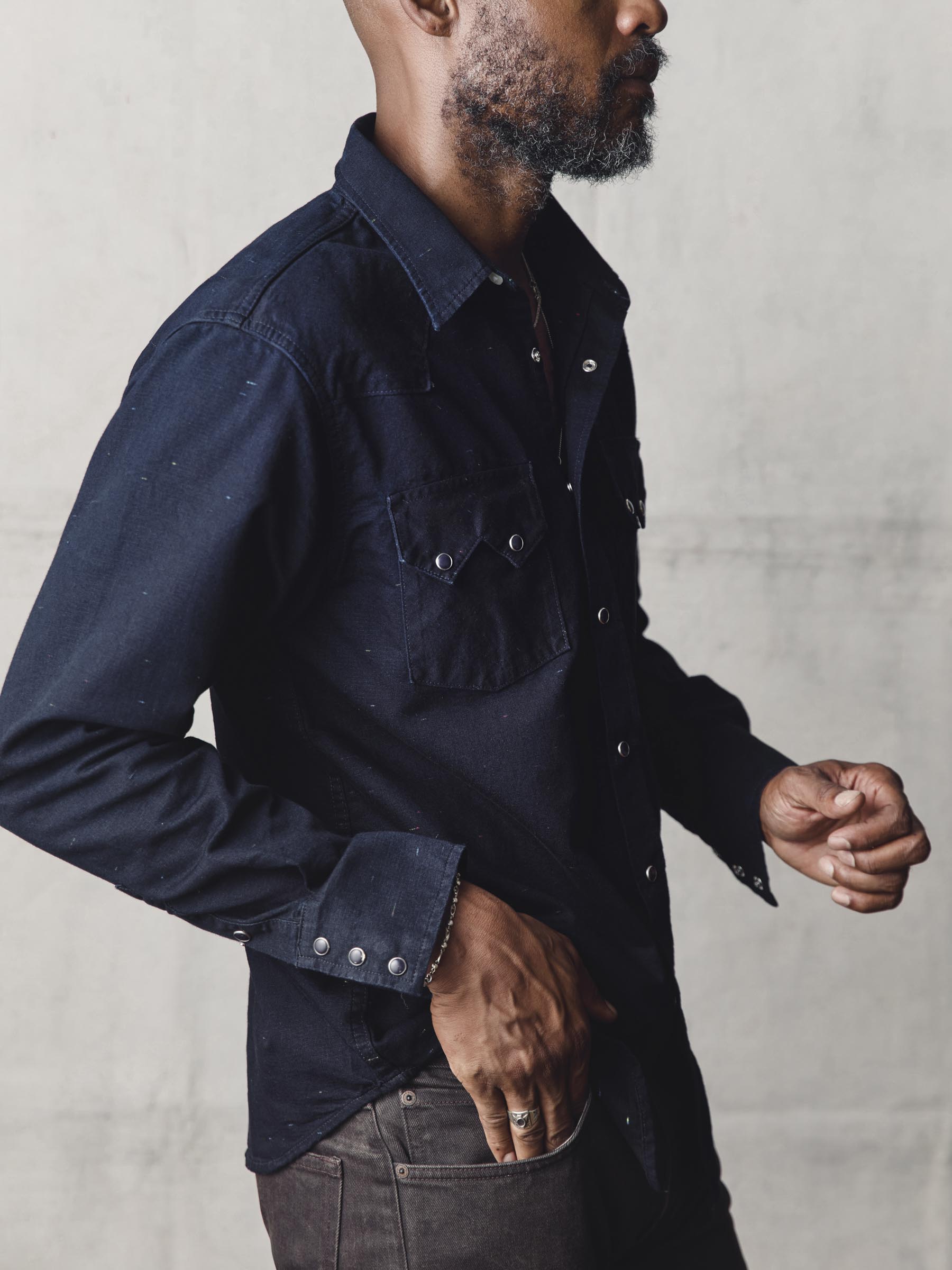 sawtooth pearl snap in reverse black indigo nep – imogene + willie