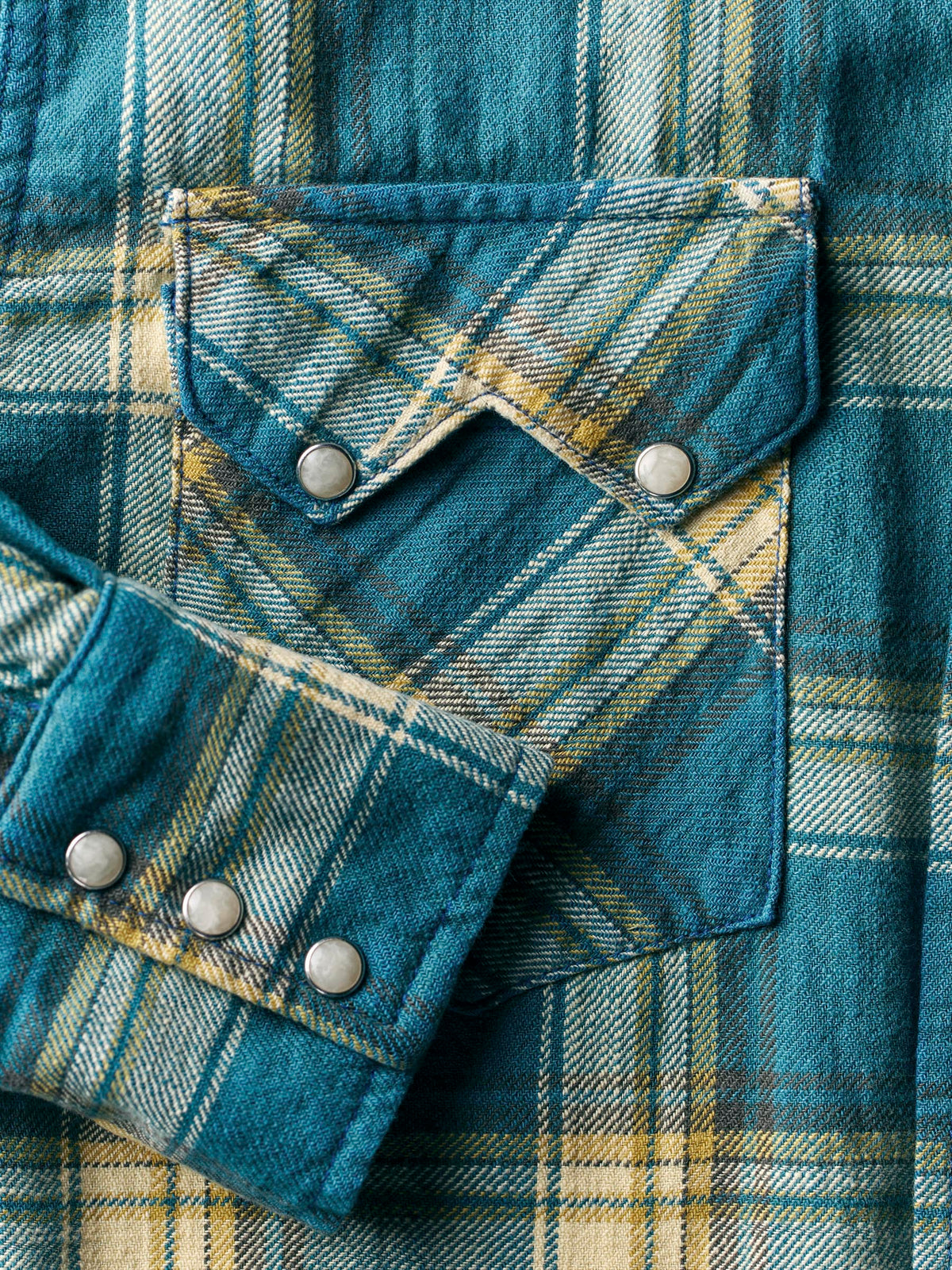 sawtooth pearl snap in fairfax