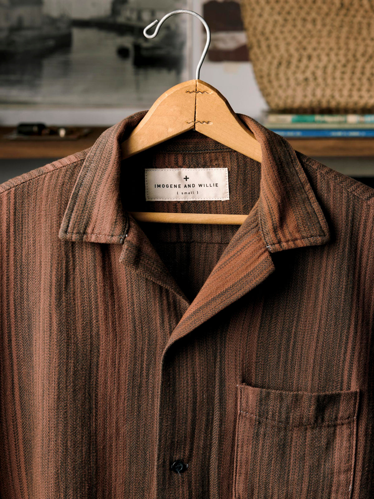 the serra camp shirt in overdyed clay