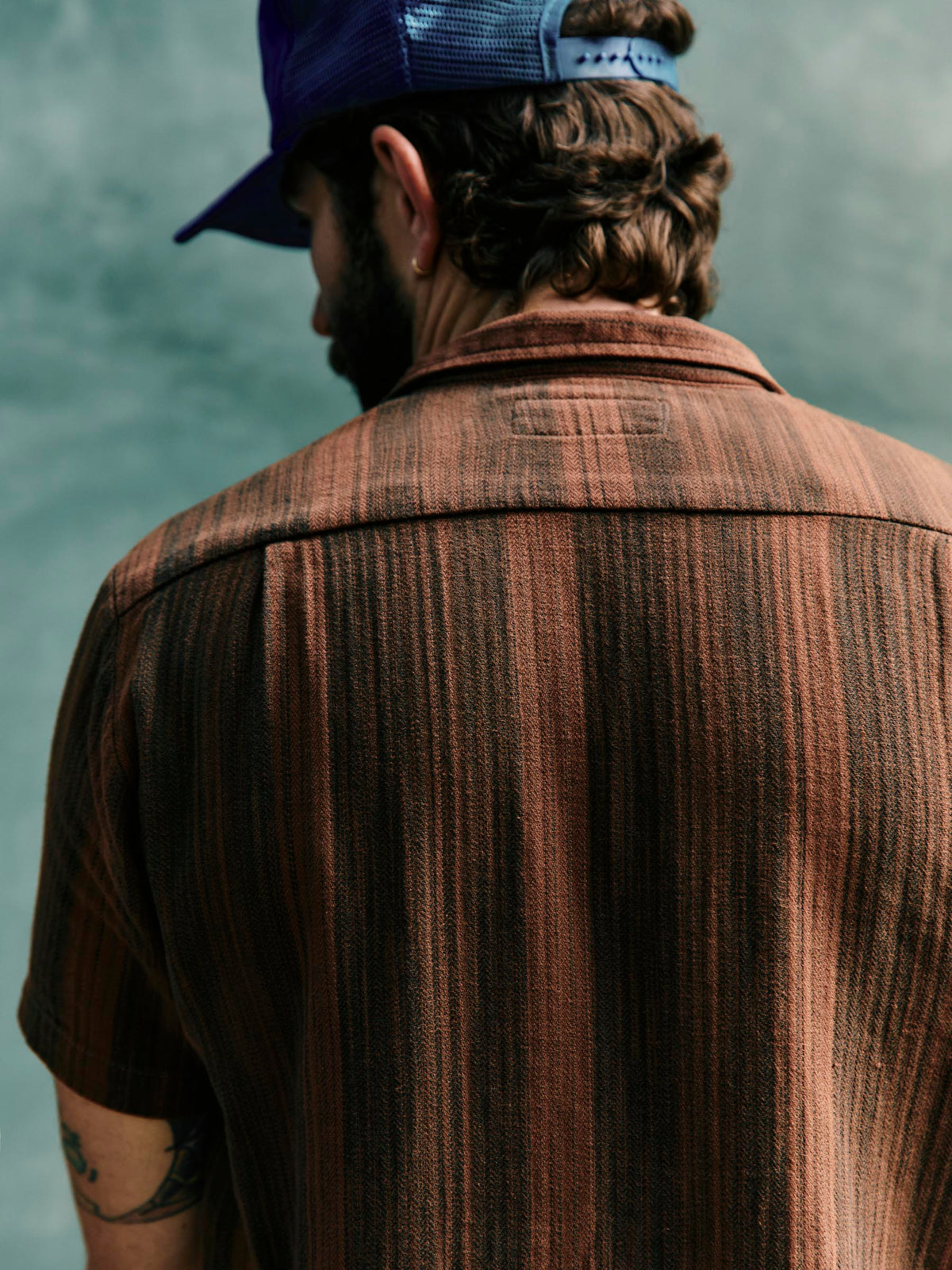 the serra camp shirt in overdyed clay