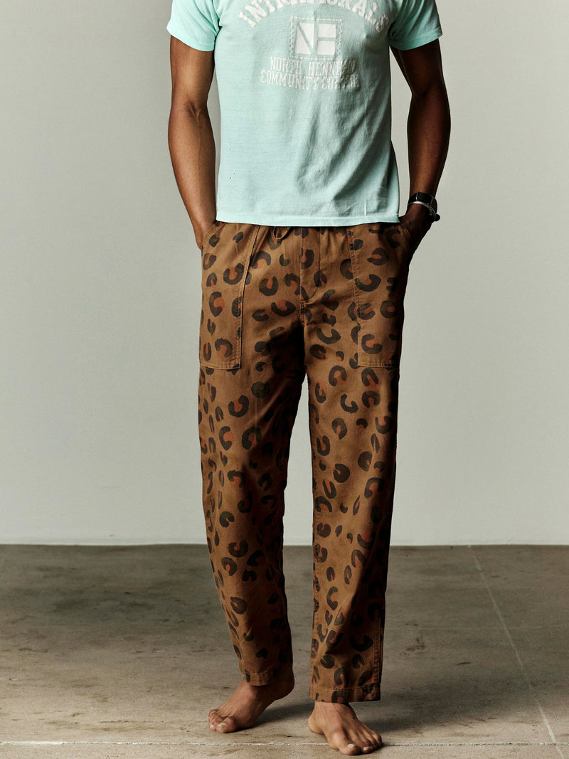 ventura chore pant in brown rosette