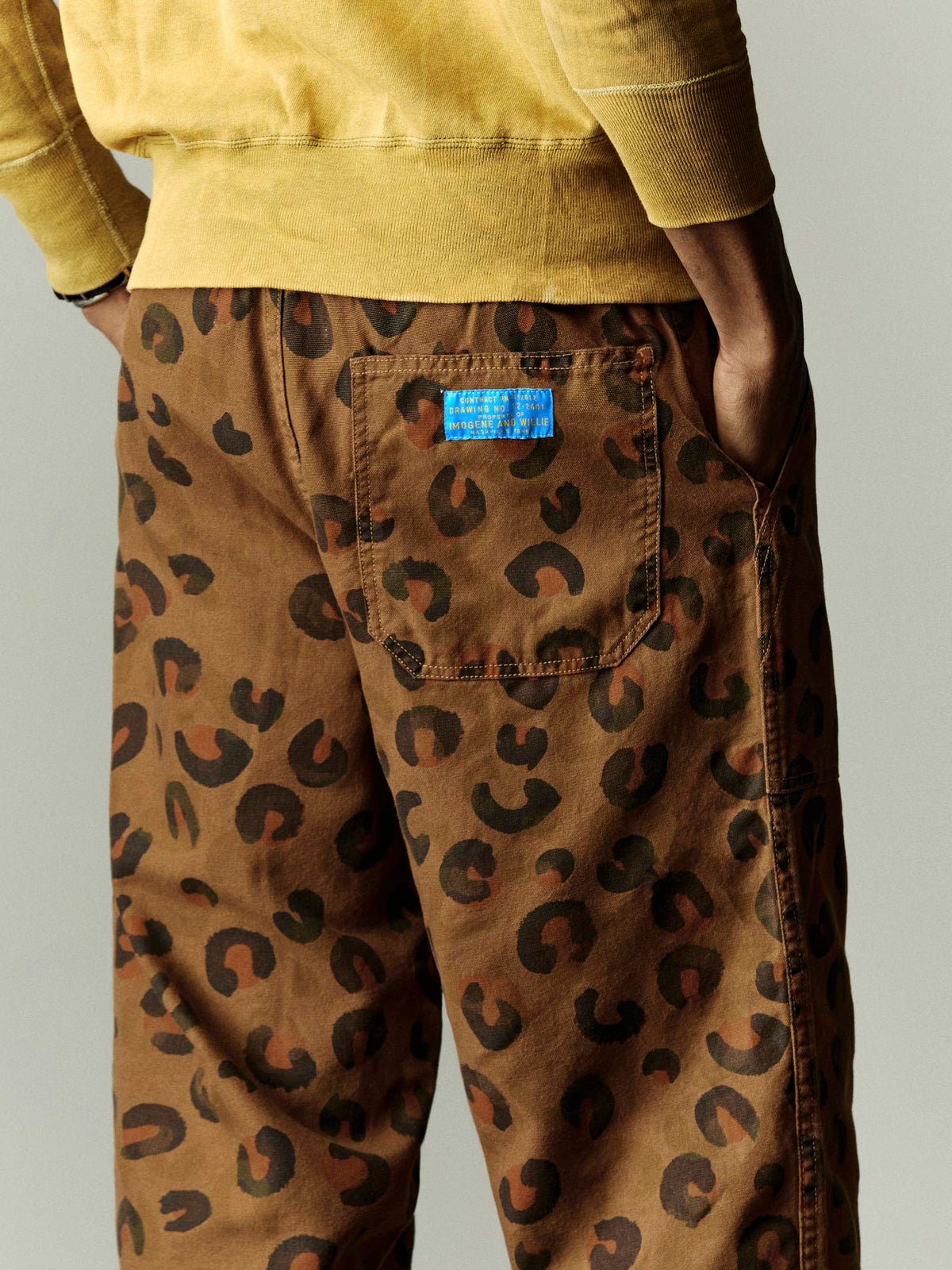 ventura chore pant in brown rosette