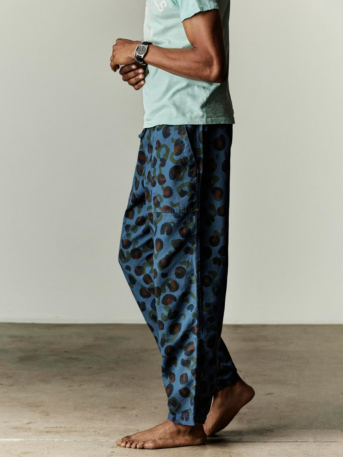 ventura chore pant in blue rosette