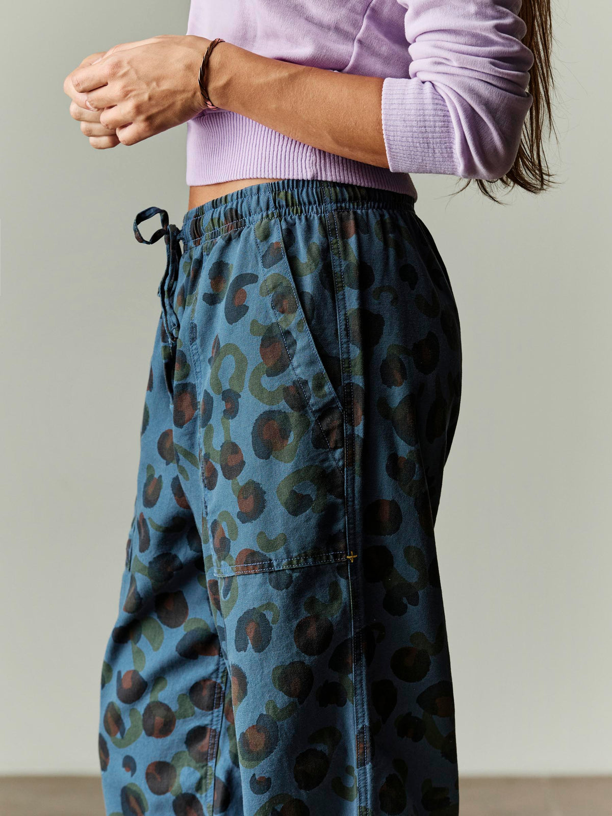 ventura chore pant in blue rosette