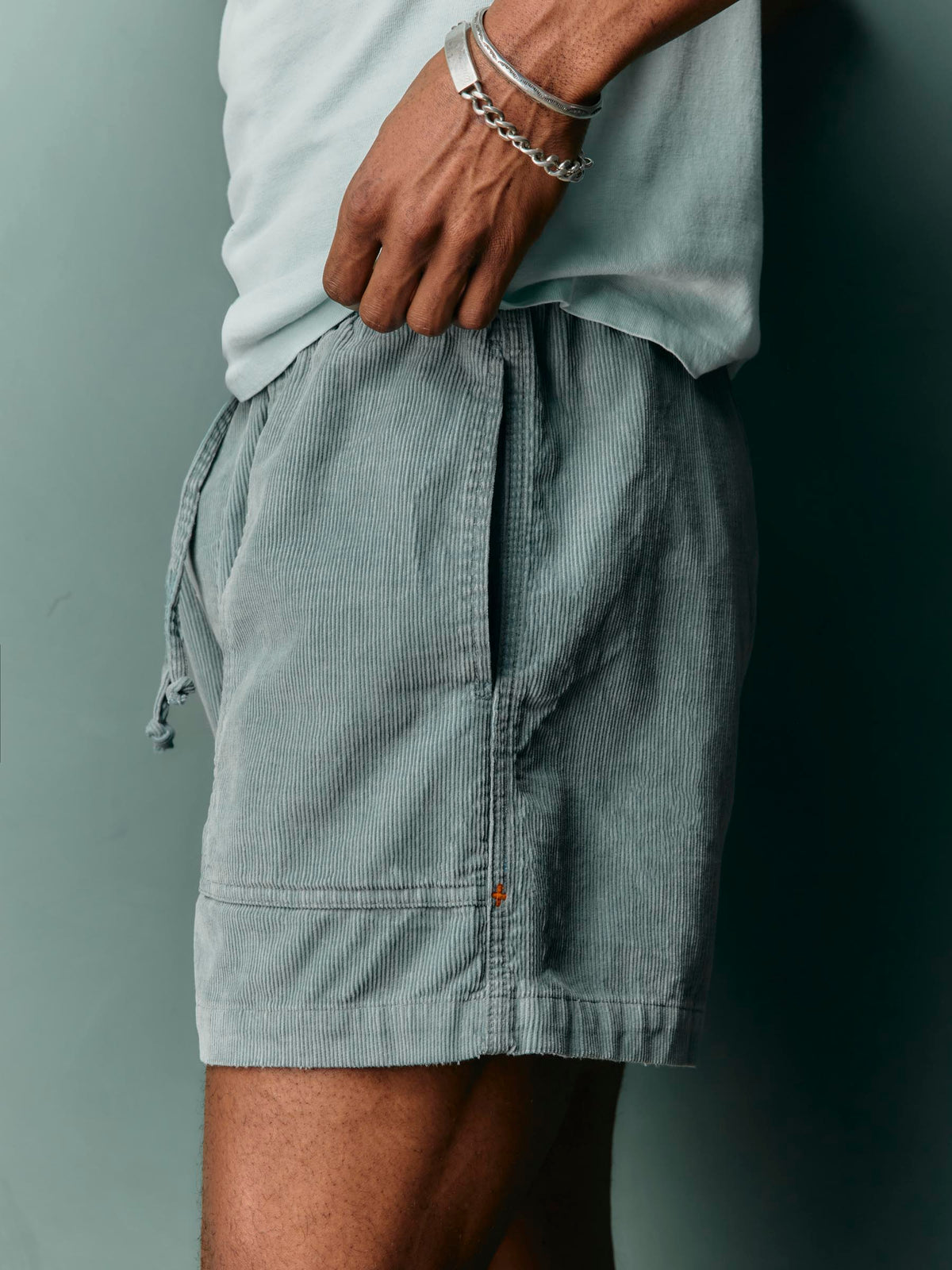 the lounge short in sunfaded blue cord