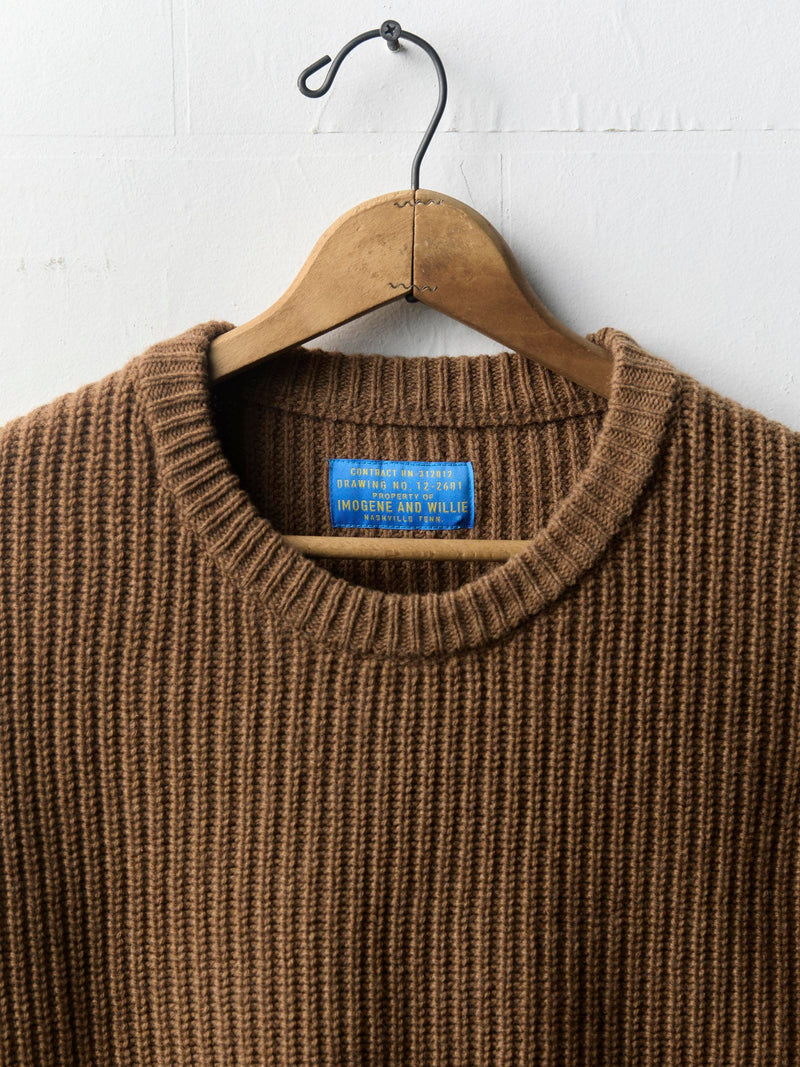 varese wool sweater in brown - Model