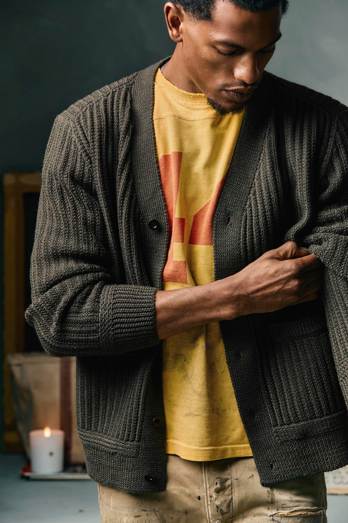 walker cardigan in marled olive