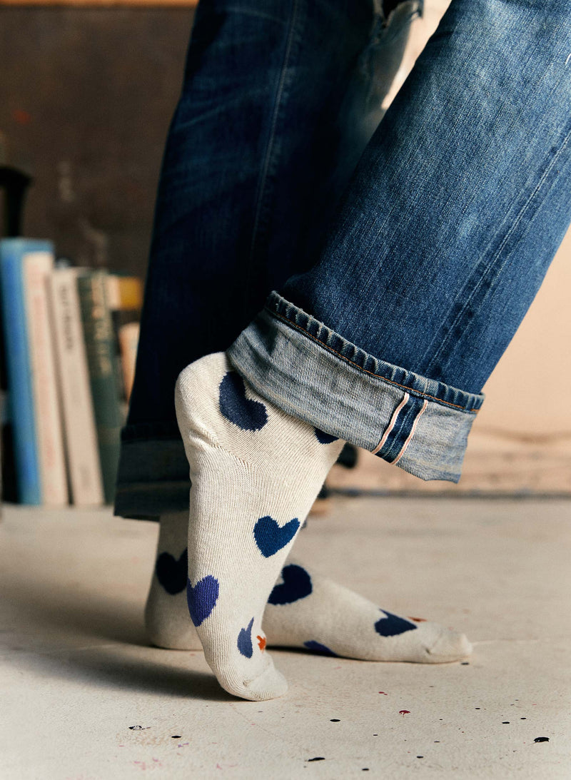 blue heart sock in natural