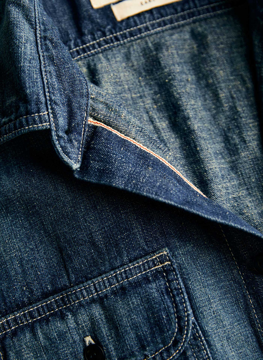 a close up of a blue jean
