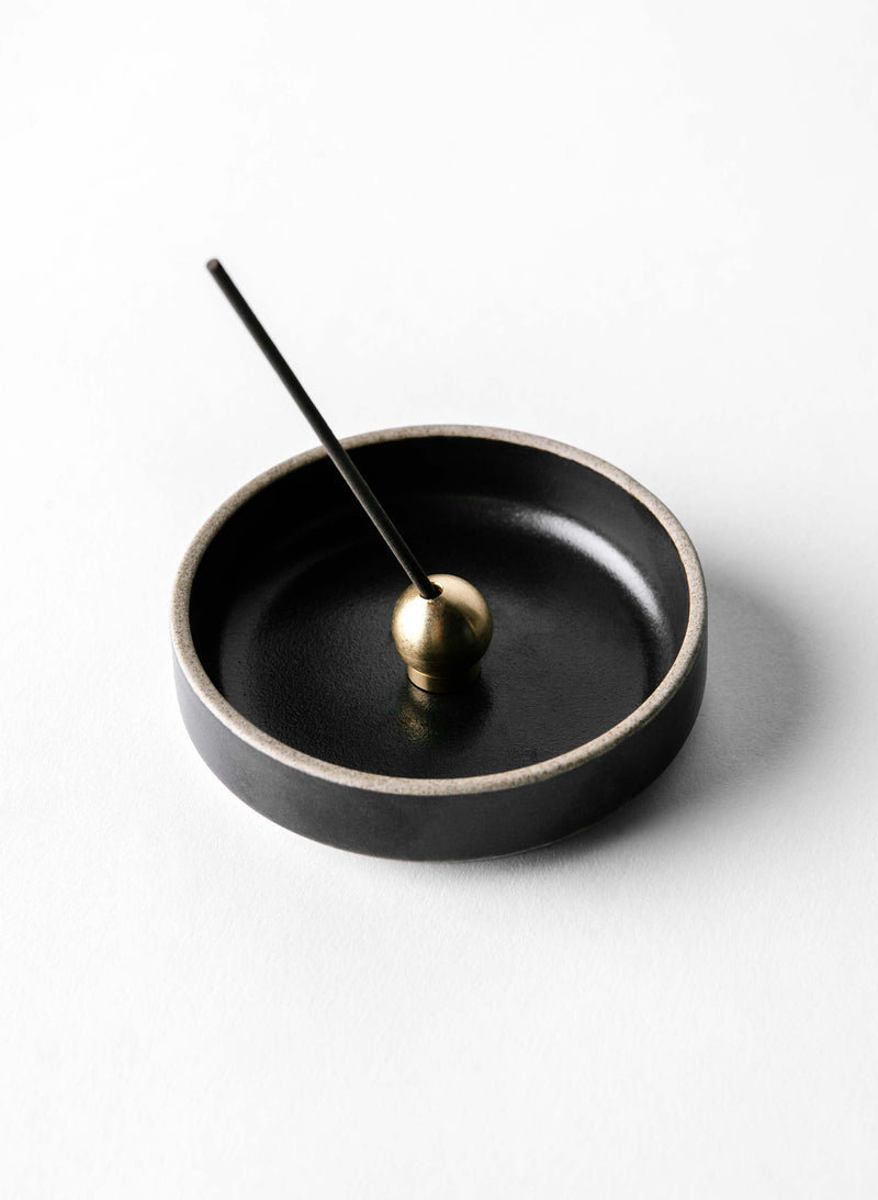 hasami incense holder set with aloeswood