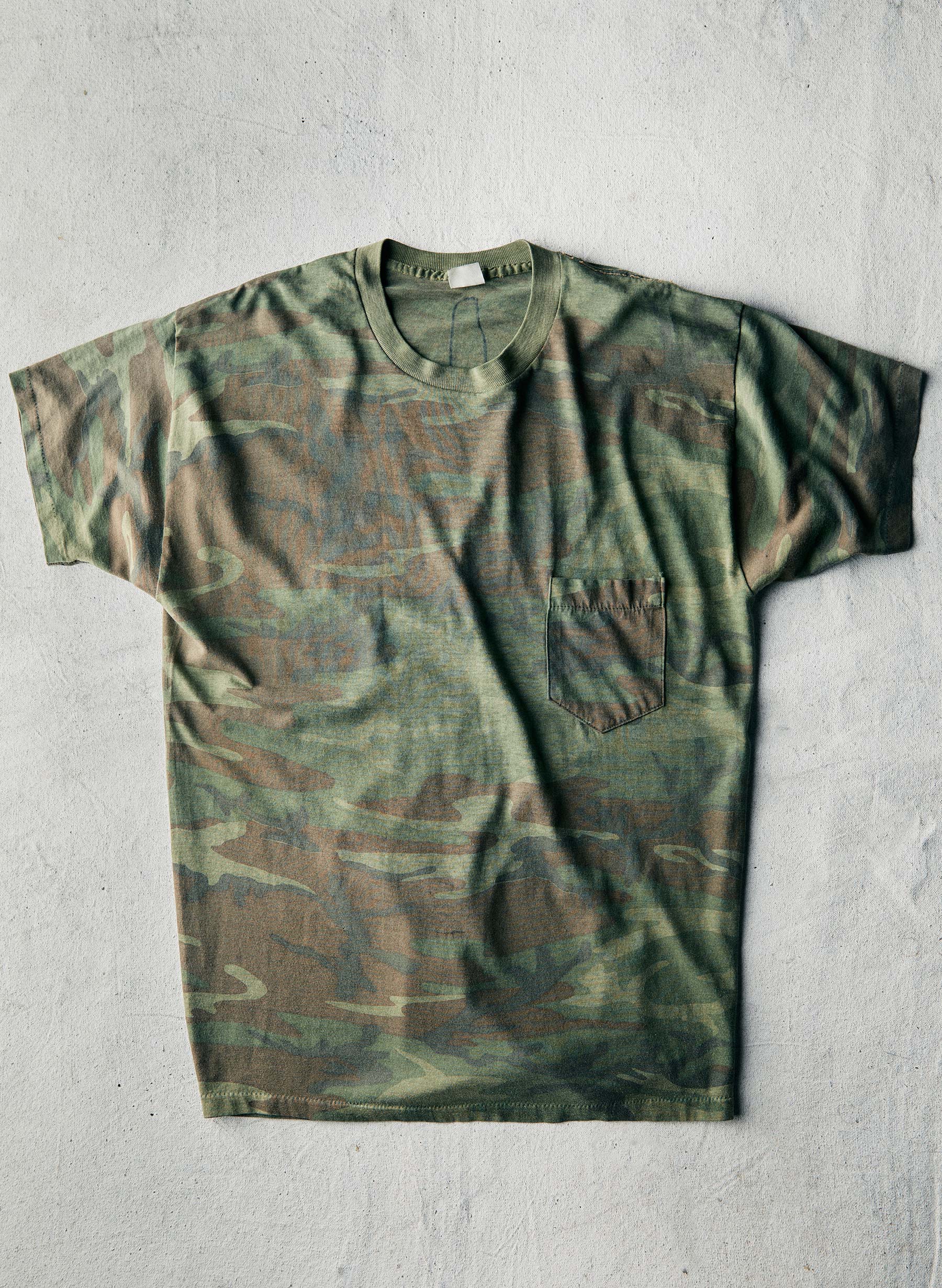 Camouflage, Sleeve, Grey, Khaki, T-shirt, Pattern, Shorts, Collar, Baby & toddler clothing, Military camouflage