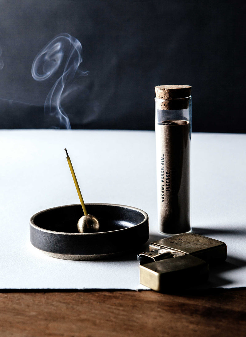 hasami incense holder set with sandalwood