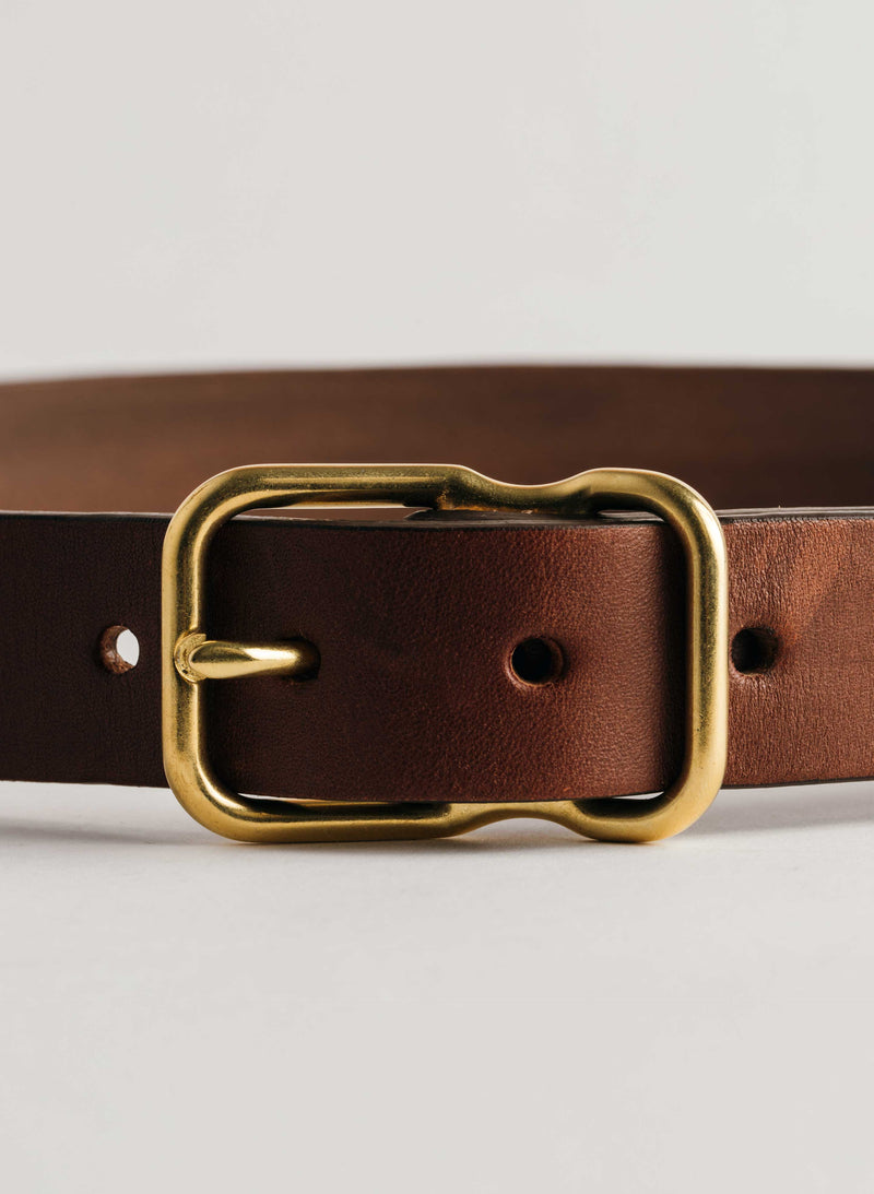 emil erwin narrow signature belt in walnut